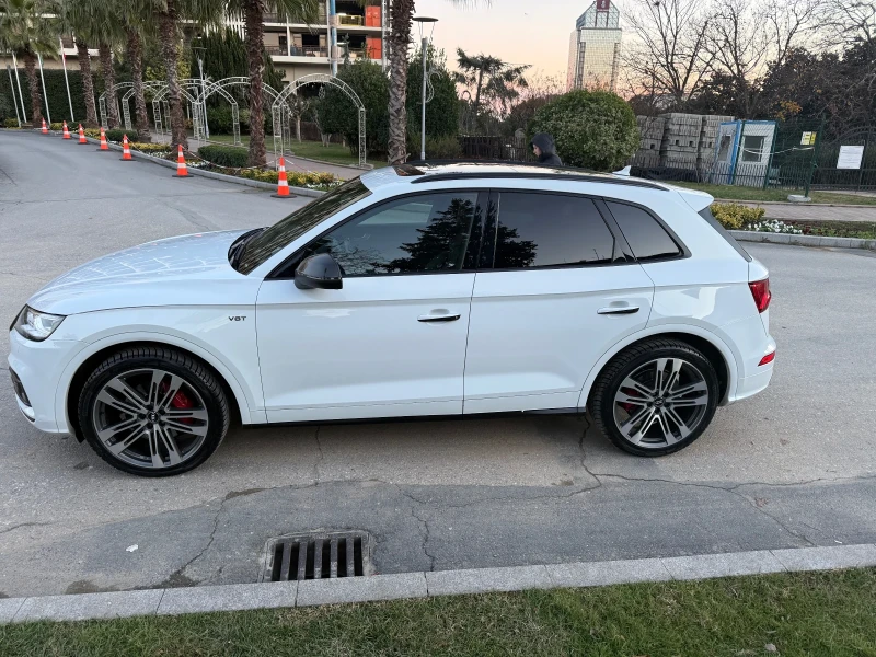 Audi SQ5 21 // Head up// Keyless// 360//Carbon/Ад. Окачване, снимка 4 - Автомобили и джипове - 48856529