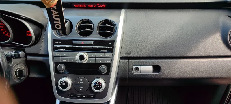 Mazda CX-7, снимка 10 - Автомобили и джипове - 51548270