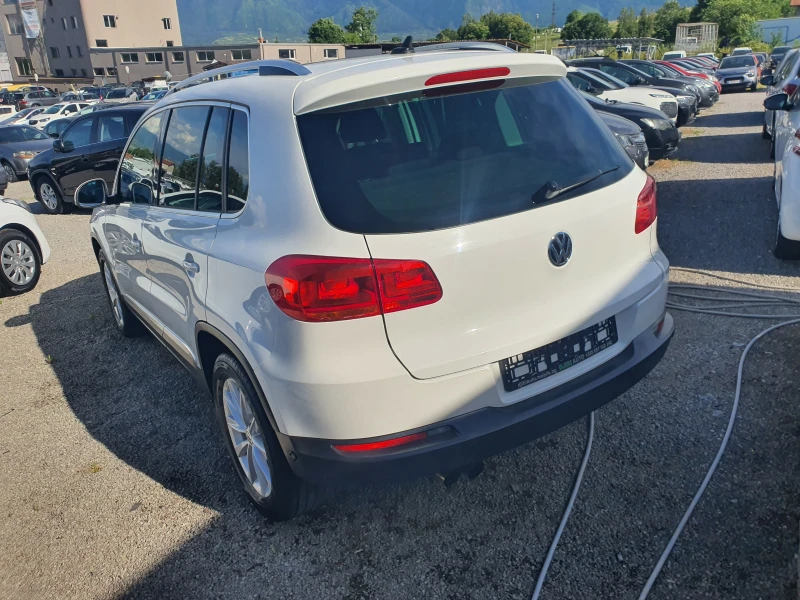 VW Tiguan 2.0TDI 4 MOTION AVTOMAT NAVI PANORAMA LED, снимка 7 - Автомобили и джипове - 50406540
