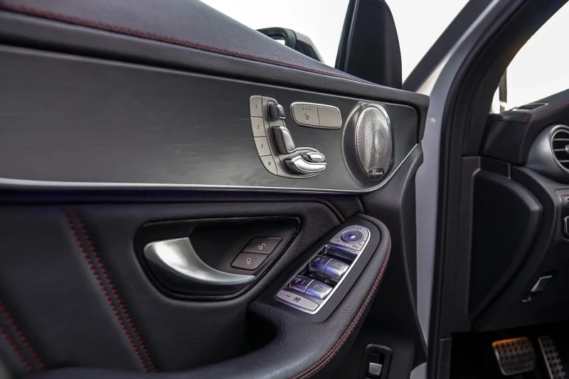 Mercedes-Benz GLC 300 COUPE, AMG, DISTRONIC, BURMESTER, 360* , PANORAM, снимка 7 - Автомобили и джипове - 52911159