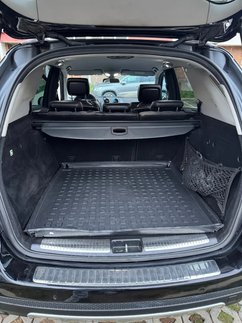Mercedes-Benz ML 320 CDI 4Matic, снимка 17 - Автомобили и джипове - 52616205