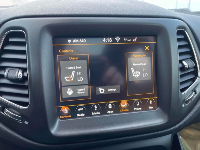 Jeep Compass * Trailhawk * CARFAX * БЕЗ ПЪРВОНАЧАЛНА ВНОСКА, снимка 15 - Автомобили и джипове - 53215214