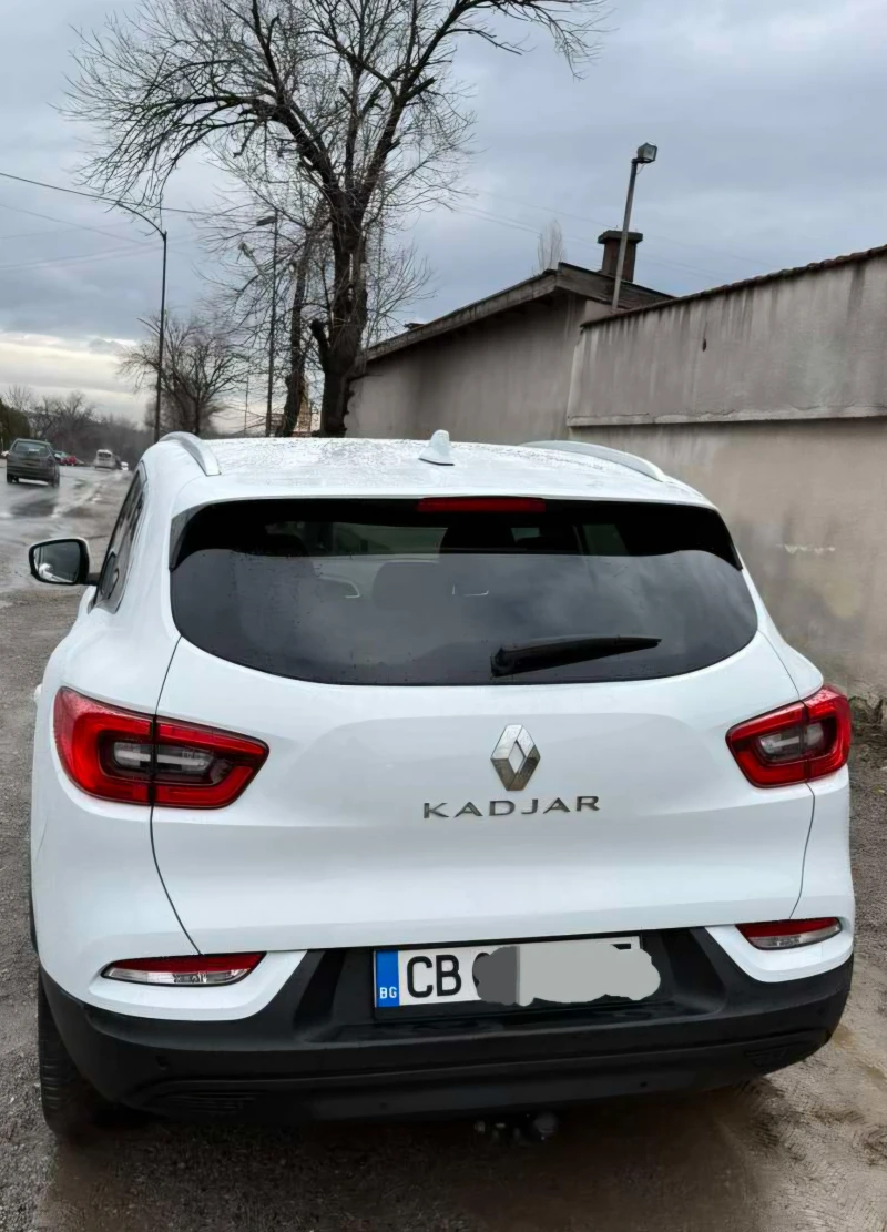 Renault Kadjar 1.3 TCE, снимка 4 - Автомобили и джипове - 53292328