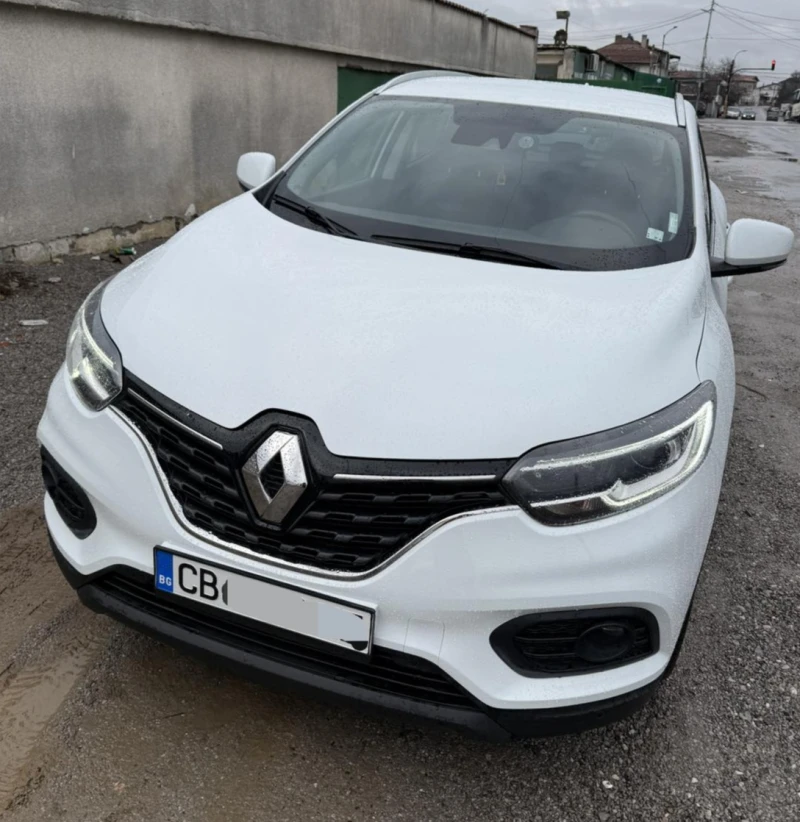 Renault Kadjar 1.3 TCE, снимка 3 - Автомобили и джипове - 53292328