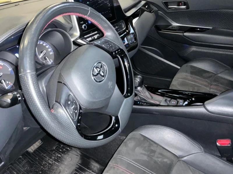Toyota C-HR GR Sport 2.0Hybrid* 1 Собственик* ПЕРФЕКТЕН* , снимка 9 - Автомобили и джипове - 53517769
