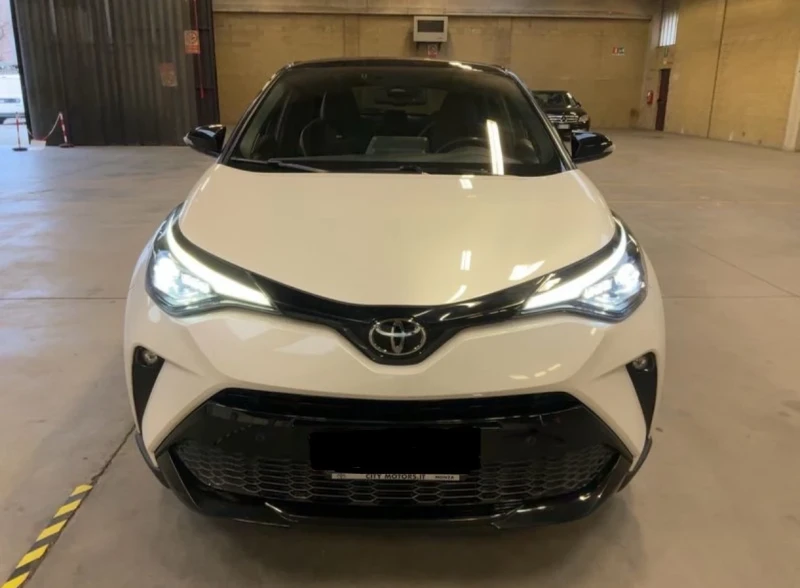 Toyota C-HR GR Sport 2.0Hybrid* 1 Собственик* ПЕРФЕКТЕН* , снимка 6 - Автомобили и джипове - 53517769