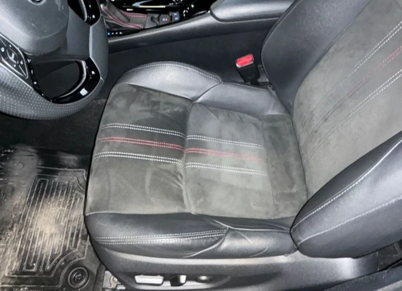 Toyota C-HR GR Sport 2.0Hybrid* 1 Собственик* ПЕРФЕКТЕН* , снимка 8 - Автомобили и джипове - 53517769