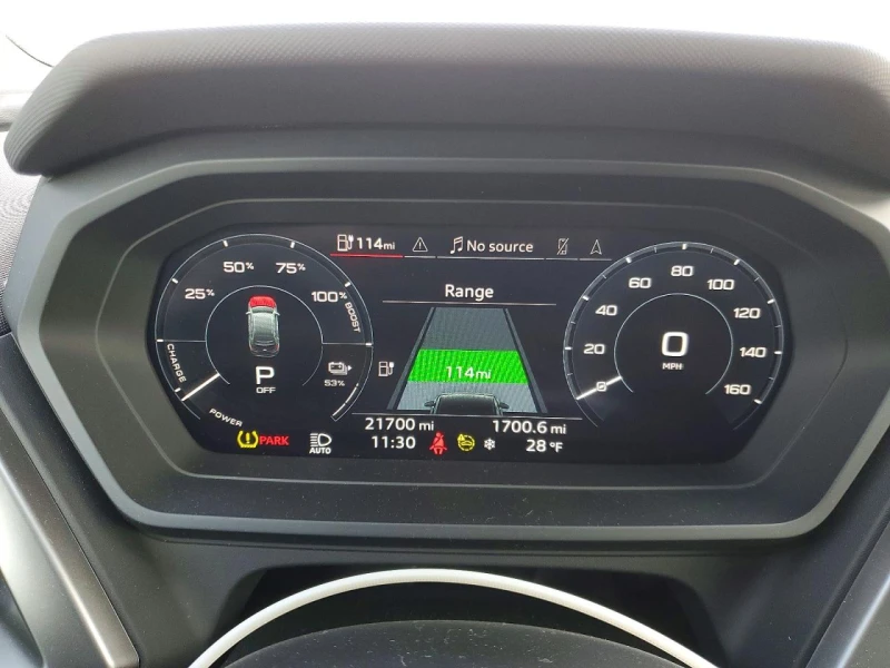 Audi Q4 E-Tron Prestige, снимка 9 - Автомобили и джипове - 53540561