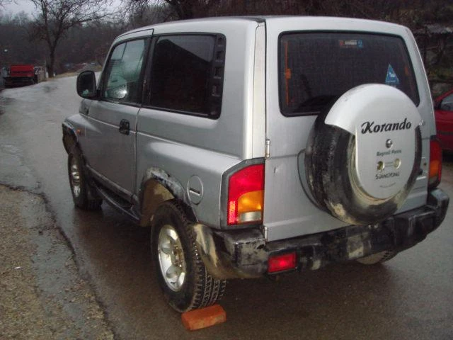 Daewoo Korando 2.9D, снимка 4 - Автомобили и джипове - 46834086