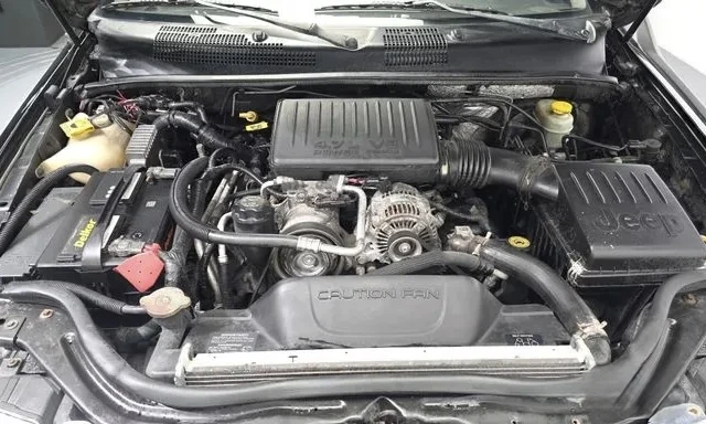Jeep Grand cherokee WJ 4.7 Limited, снимка 3 - Автомобили и джипове - 55398107
