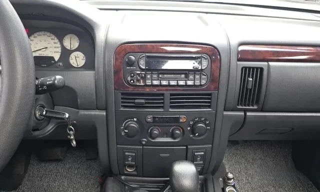 Jeep Grand cherokee WJ 4.7 Limited, снимка 14 - Автомобили и джипове - 55398107