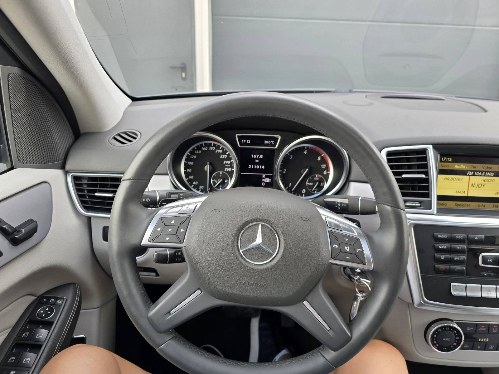 Mercedes-Benz ML 350 cdi 258k.c* Пружини* Люк* Евро6* ЛИЗИНГ*  - изображение 10