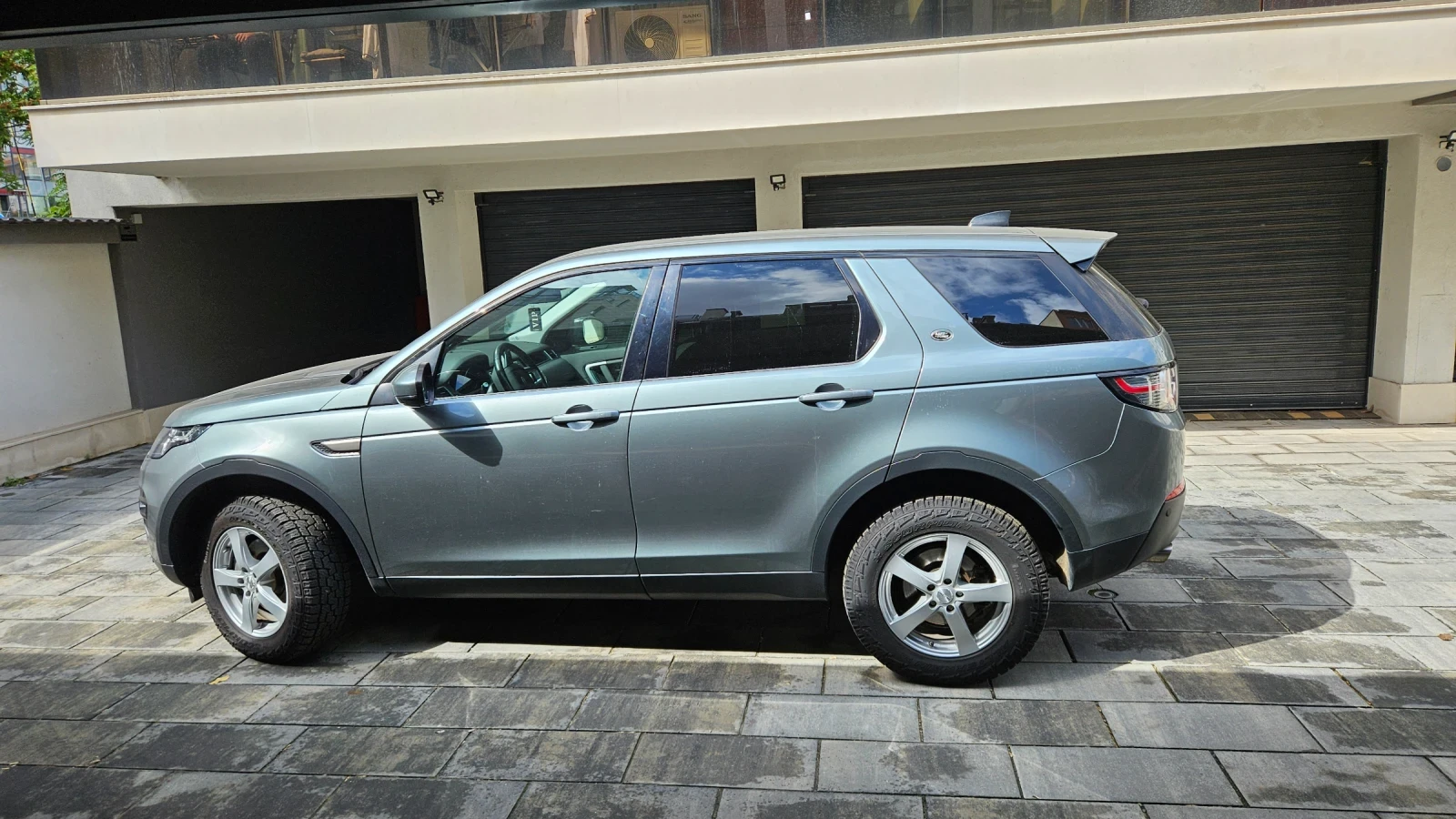 Land Rover Discovery Sport 2.0D - изображение 4