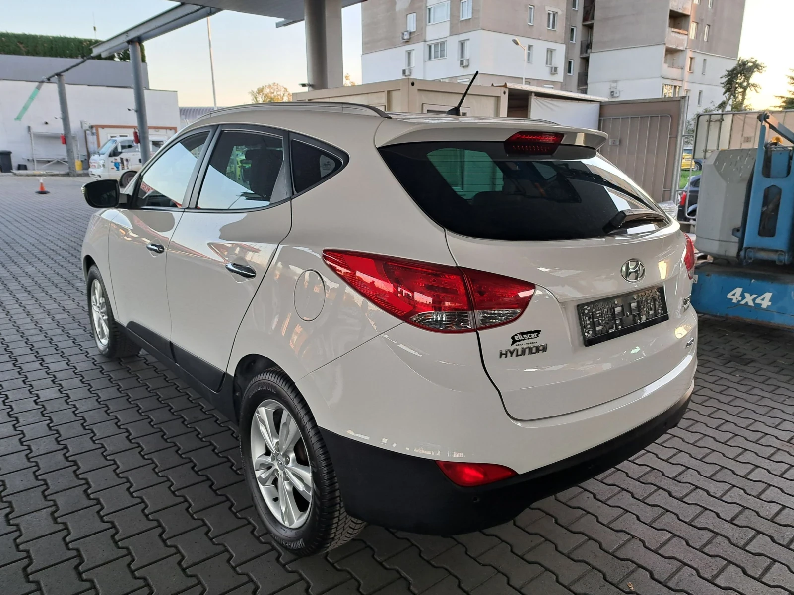 Hyundai IX35 2.0CRDI 136PS.4X4 ITALIA - изображение 5