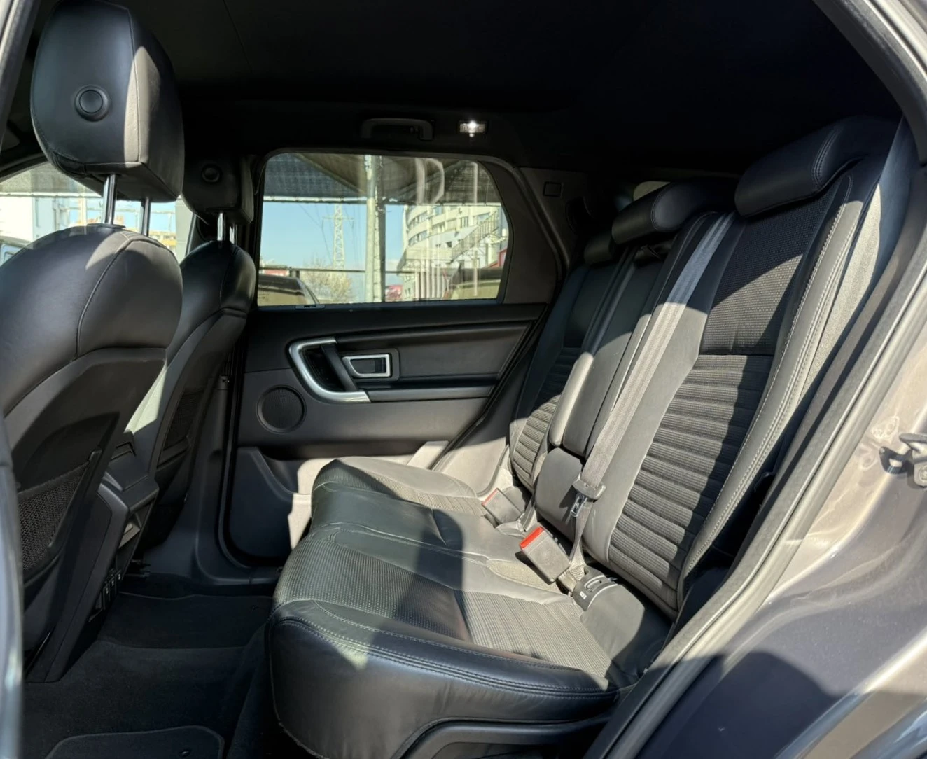 Land Rover Discovery Sport HSE Luxury 2.0 d | Mobile.bg — изображение 14