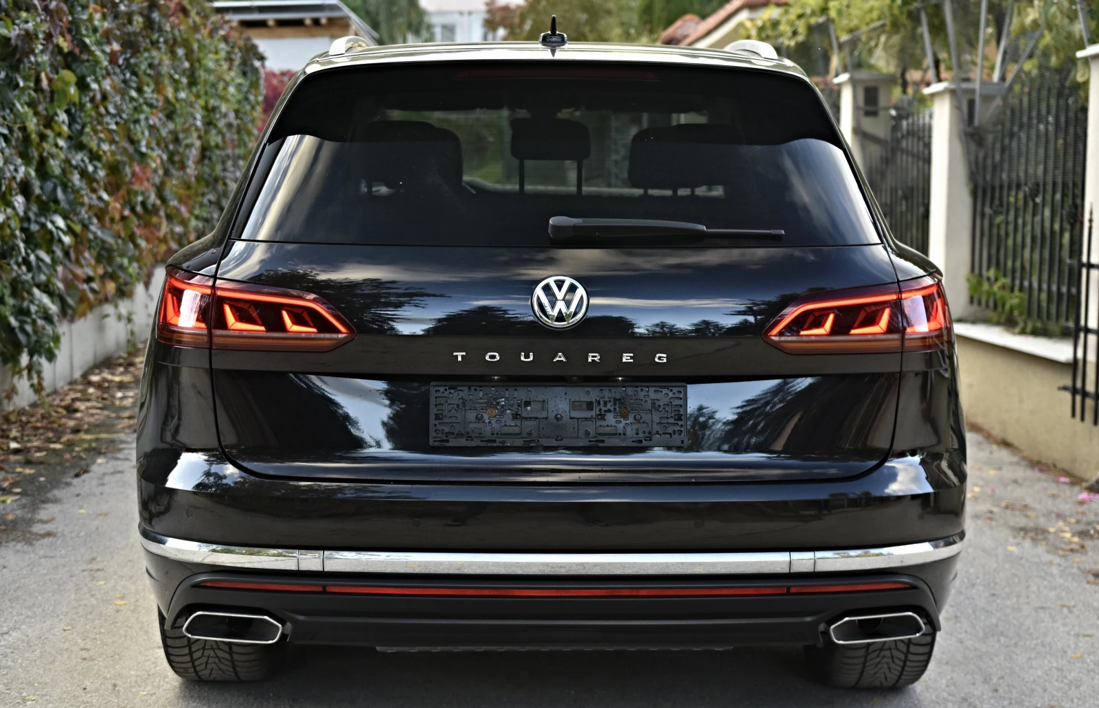 VW Touareg 3.0TDI/Camera/Panorama/Distronic/Keyless/Matrix | Mobile.bg   5