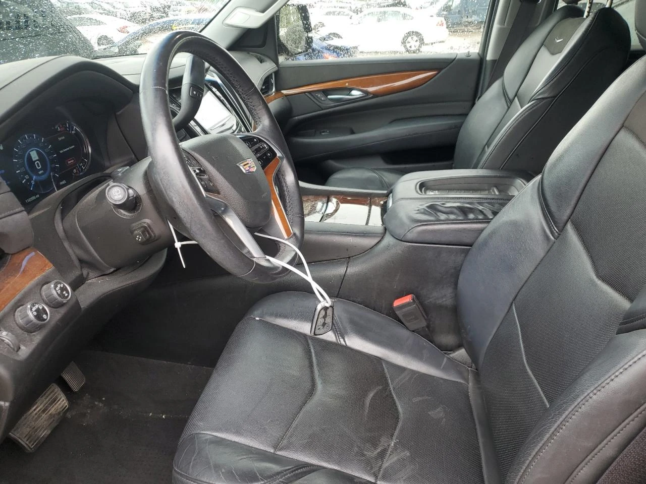 Cadillac Escalade ESV LUXURY 6.2L - изображение 7
