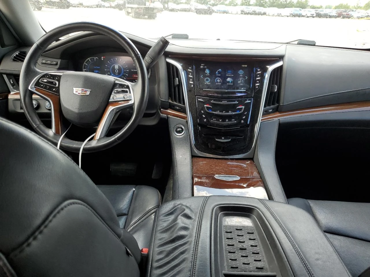 Cadillac Escalade ESV LUXURY 6.2L - изображение 8