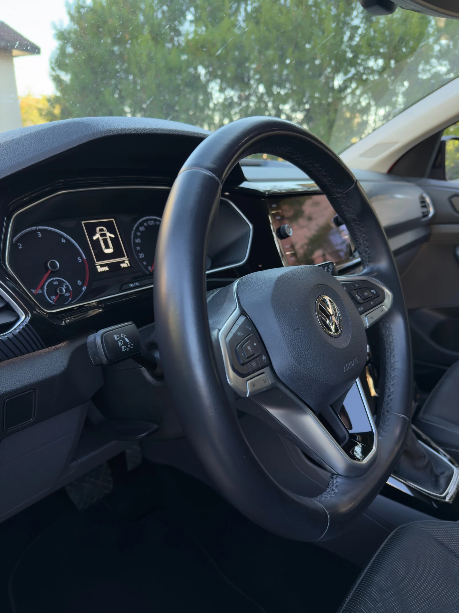 VW T-Cross Style 1.6 TDI  - изображение 10