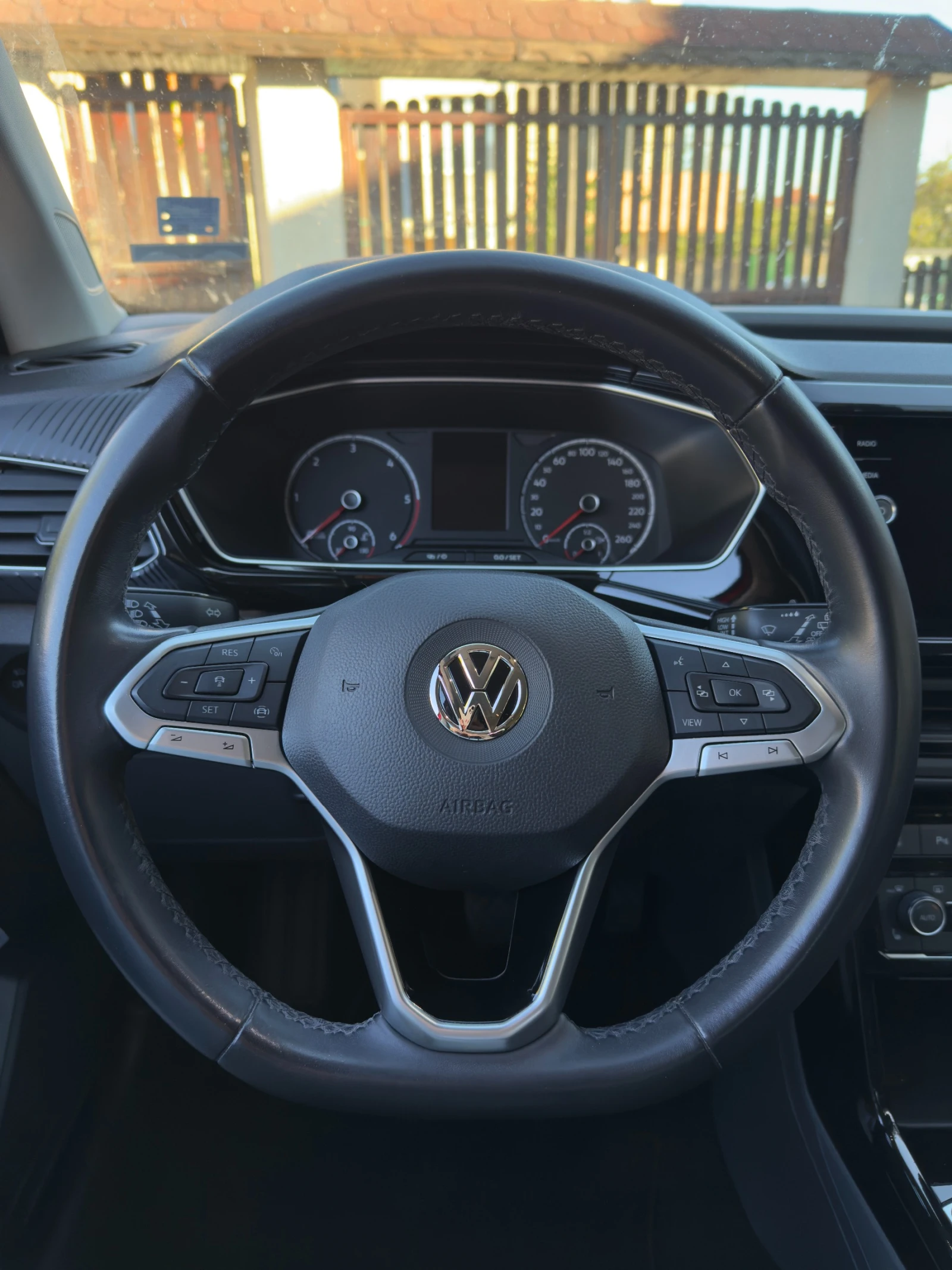 VW T-Cross Style 1.6 TDI  - изображение 9