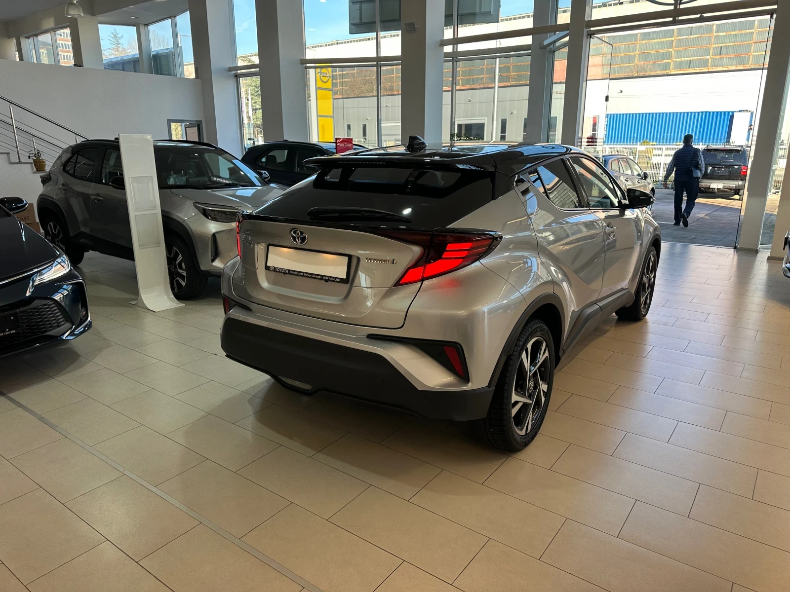 Toyota C-HR CLUB* Bitone | Mobile.bg � ����������� 5