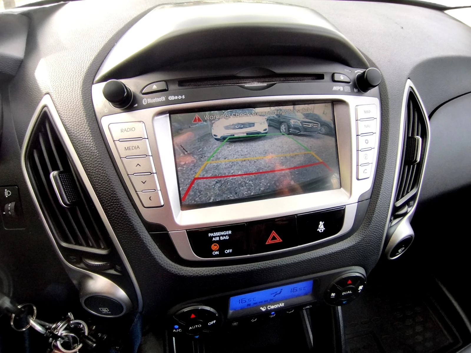 Hyundai IX35 2.0i 163ks.4x4/Швейцария , снимка 15 - Автомобили и джипове - 53807193