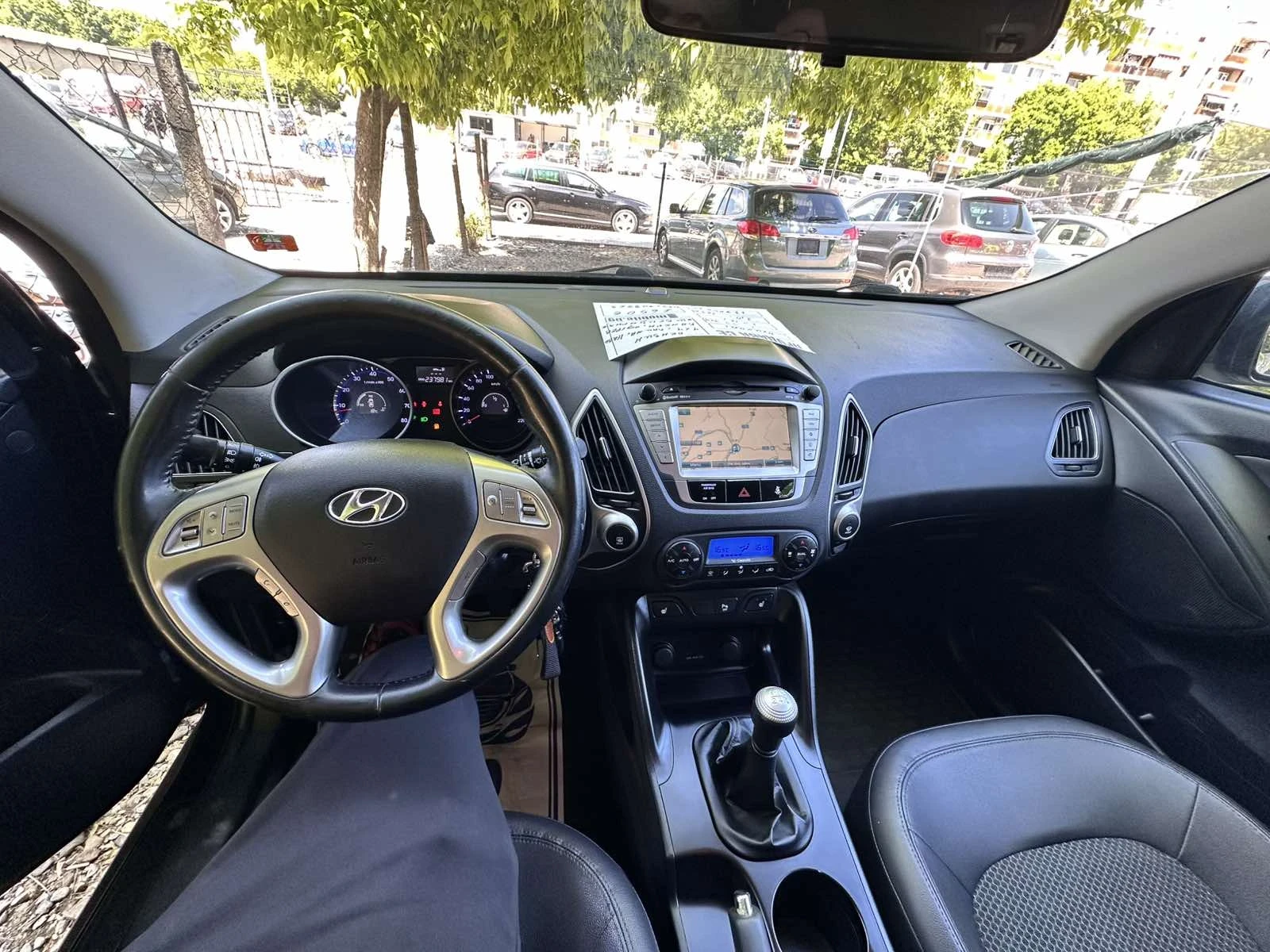 Hyundai IX35 2.0i 163ks.4x4/Швейцария , снимка 10 - Автомобили и джипове - 53807193