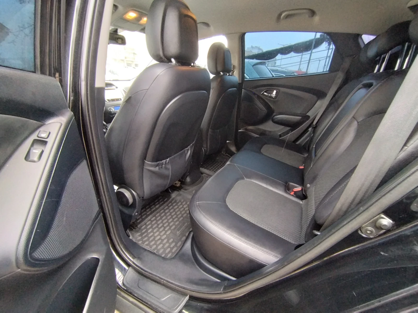 Hyundai IX35 2.0i 163ks.4x4/���������  | Mobile.bg � ����������� 13