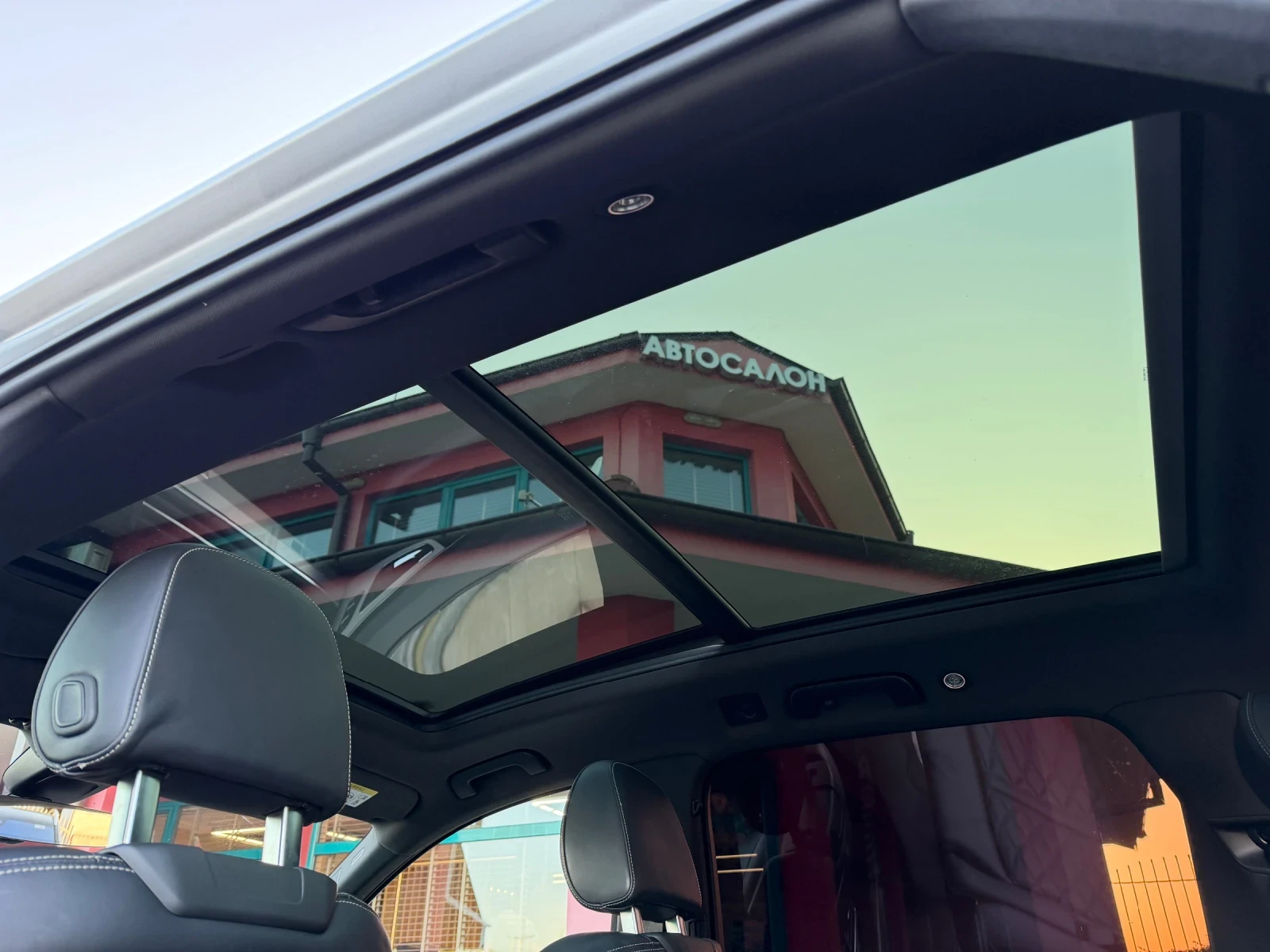Audi SQ7 4.0 V8T* MATRIX* Carbon* 22"* PANO* EXCLUSIVE, снимка 12 - Автомобили и джипове - 55424729