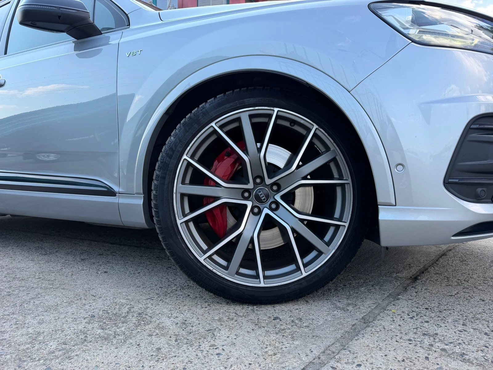 Audi SQ7 4.0 V8T* MATRIX* EXCLUSIVE* Carbon* HeadUP* 7Seats