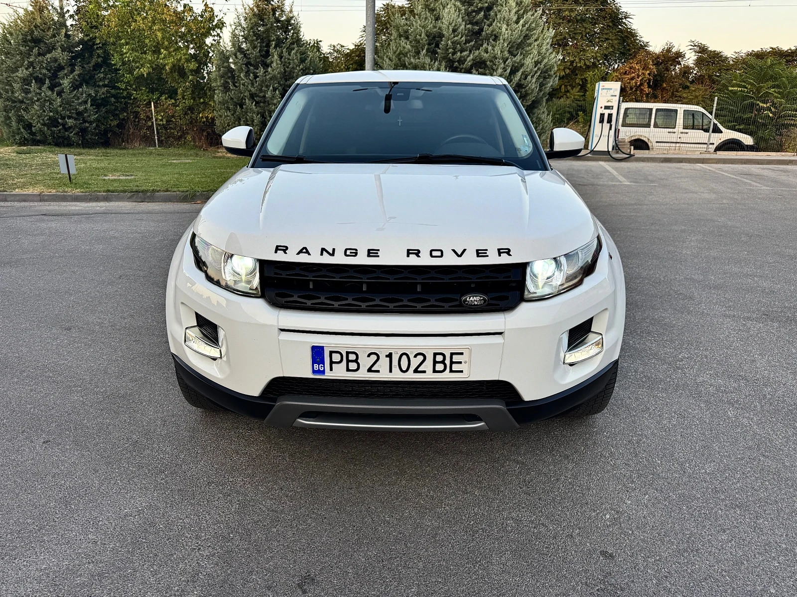 Land Rover Range Rover Evoque 2.2 дизел, снимка 5 - Автомобили и джипове - 55910794