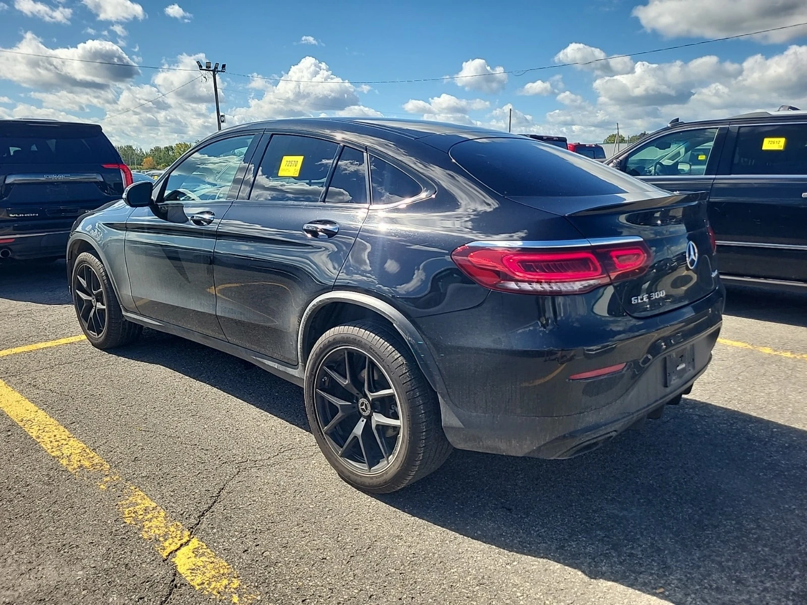 Mercedes-Benz GLC 300  COUPE / DISTRONIC / 360 / MEMORY / BURMESTER , снимка 4 - Автомобили и джипове - 56023283