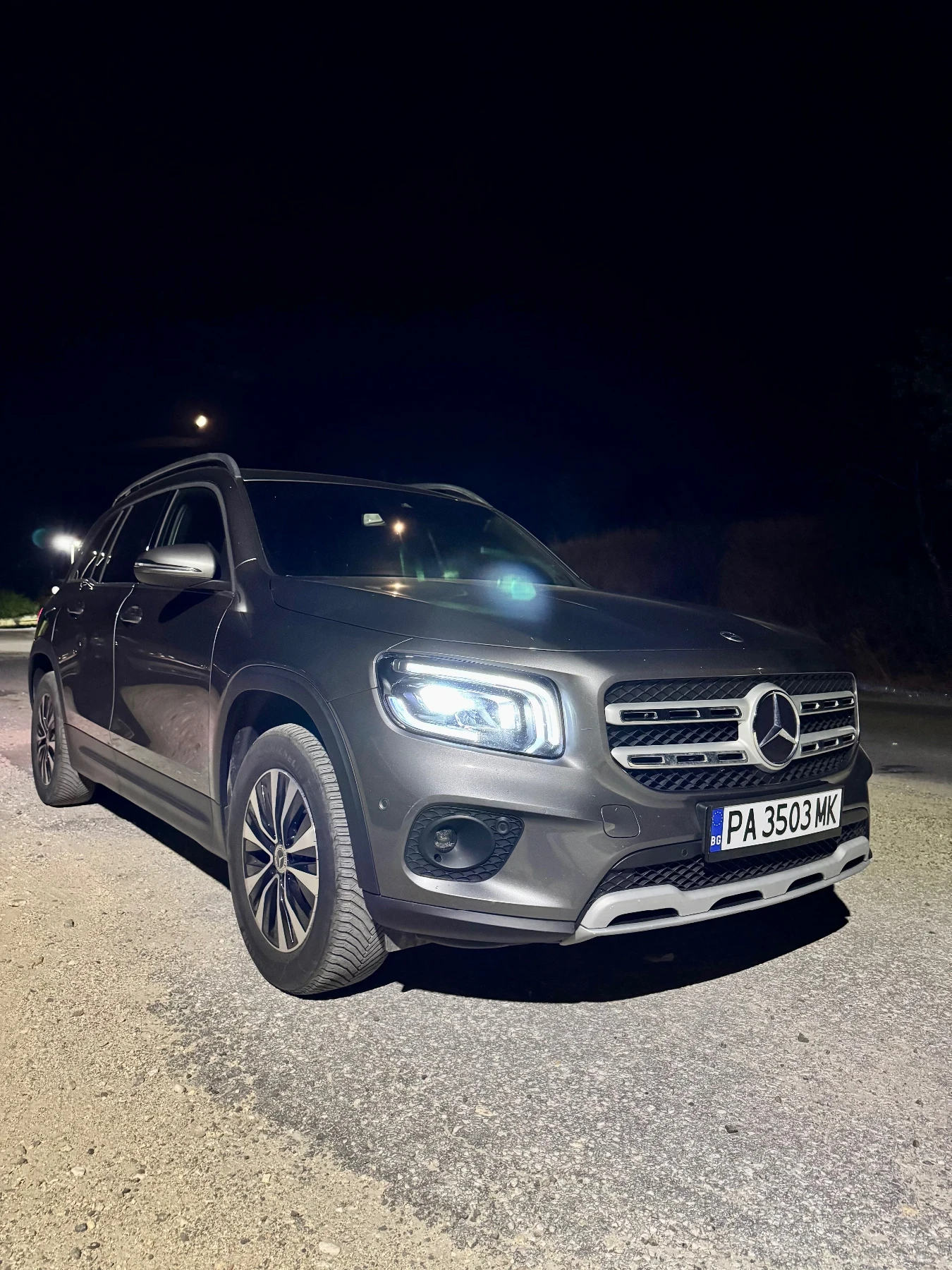 Mercedes-Benz GLB 200d, 4Matic, Масаж, Амбиент, Камера, снимка 14 - Автомобили и джипове - 56155676
