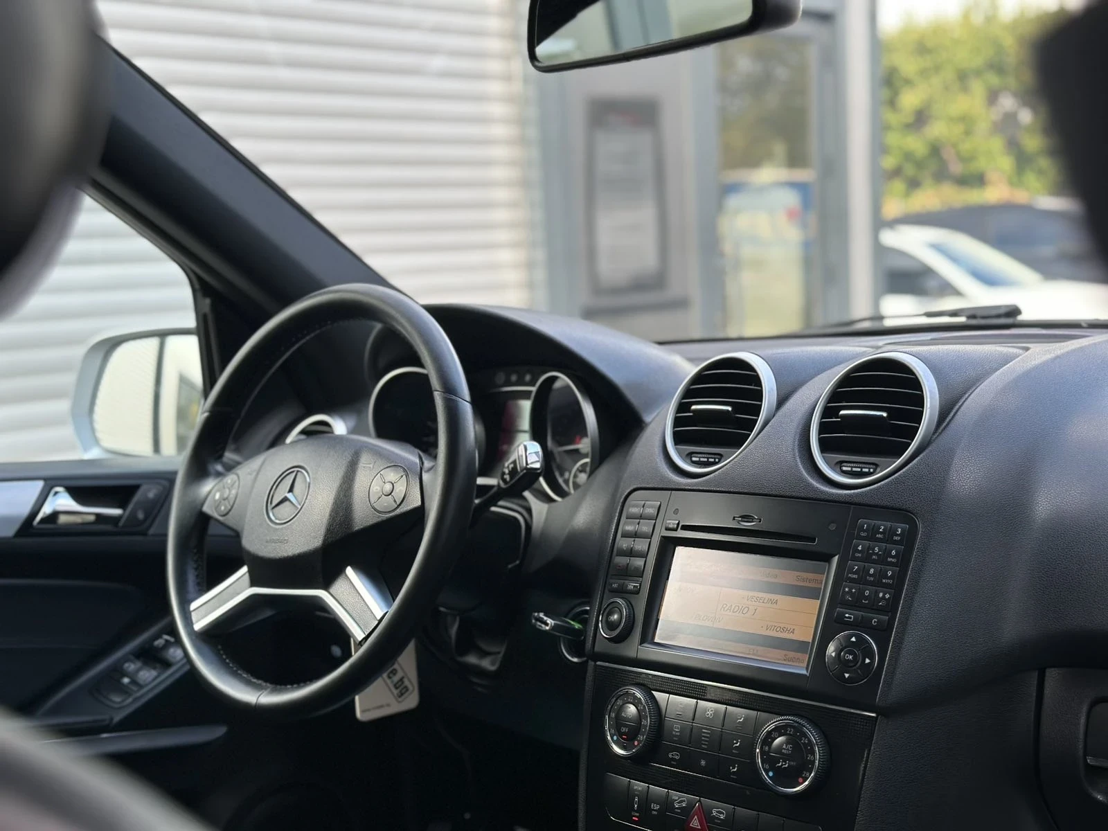 Mercedes-Benz ML 320, снимка 14 - Автомобили и джипове - 56635450