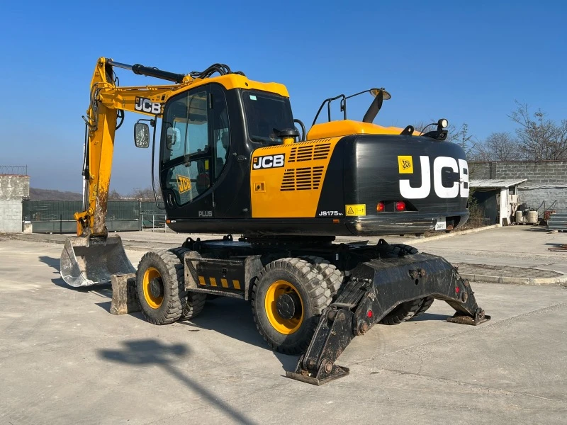 Багер JCB JS 175W+, снимка 1 - Индустриална техника - 39696514