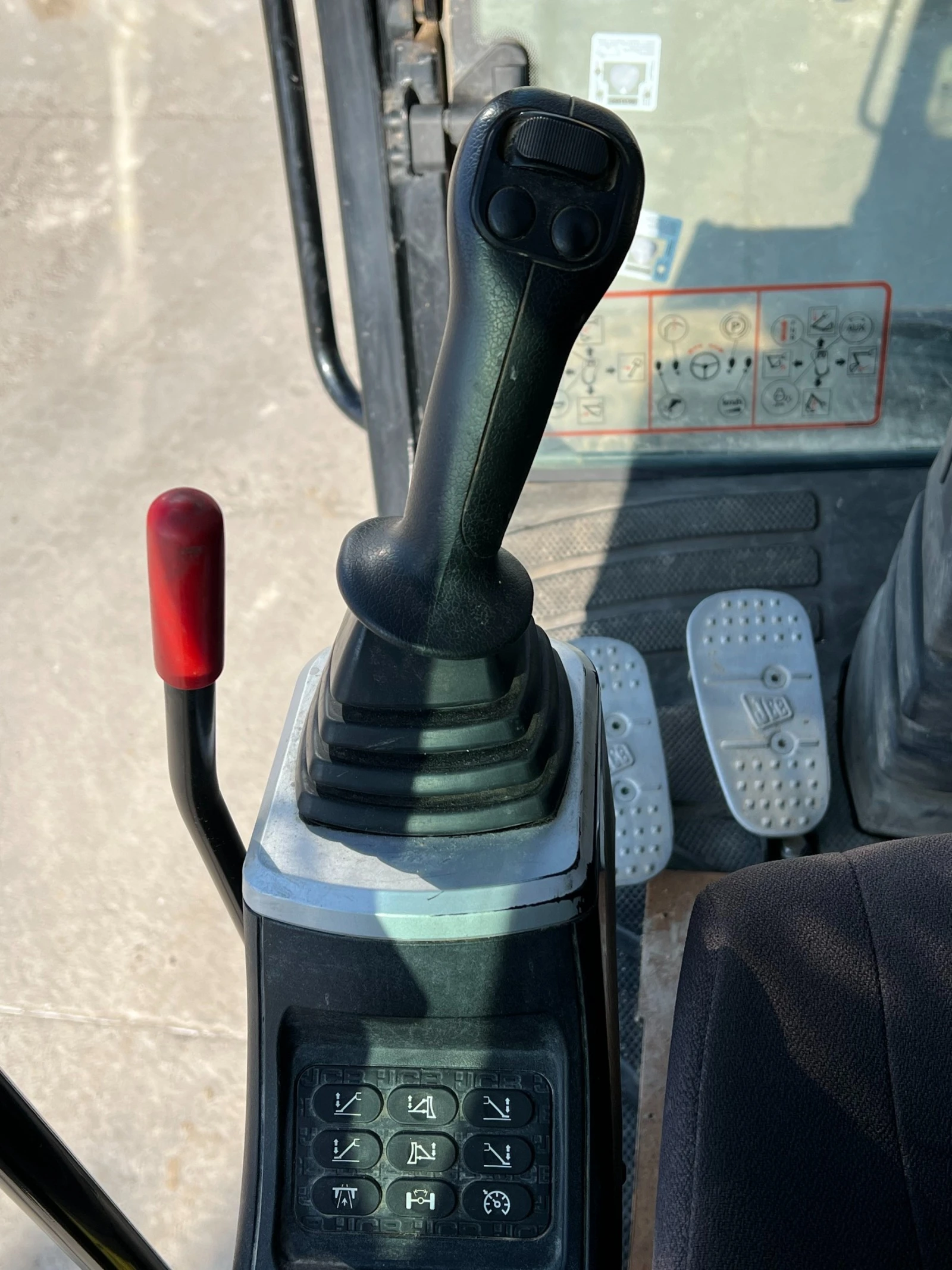  JCB JS 175W+ | Mobile.bg   11