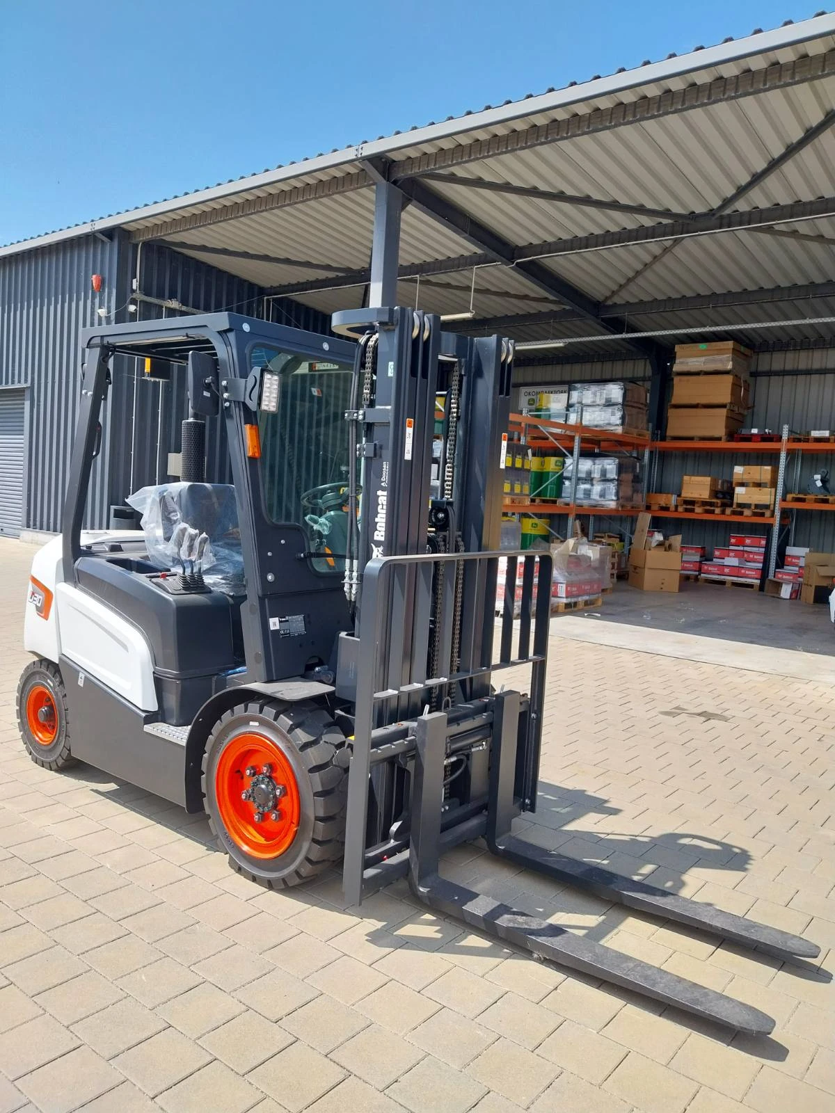 Мотокар Bobcat D30NXP, снимка 4 - Индустриална техника - 55264866
