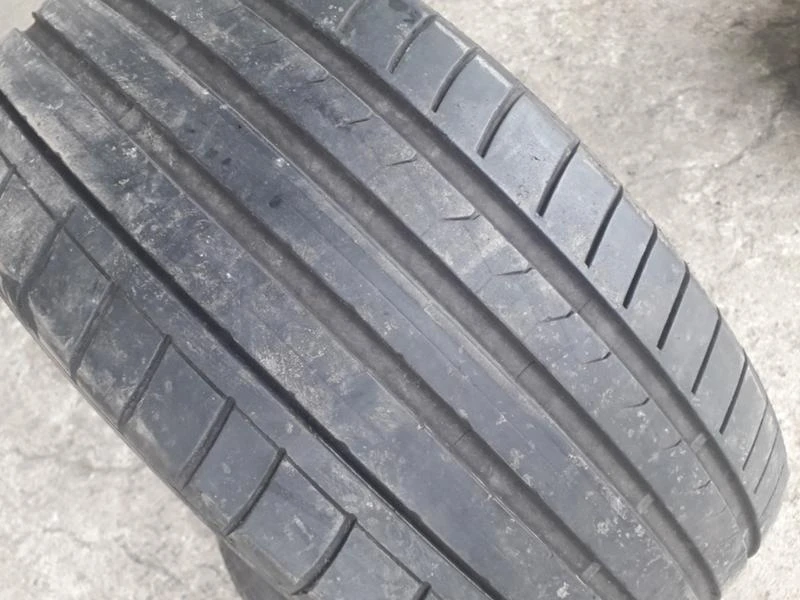 Гуми Летни 245/45R19, снимка 2 - Гуми и джанти - 24915837