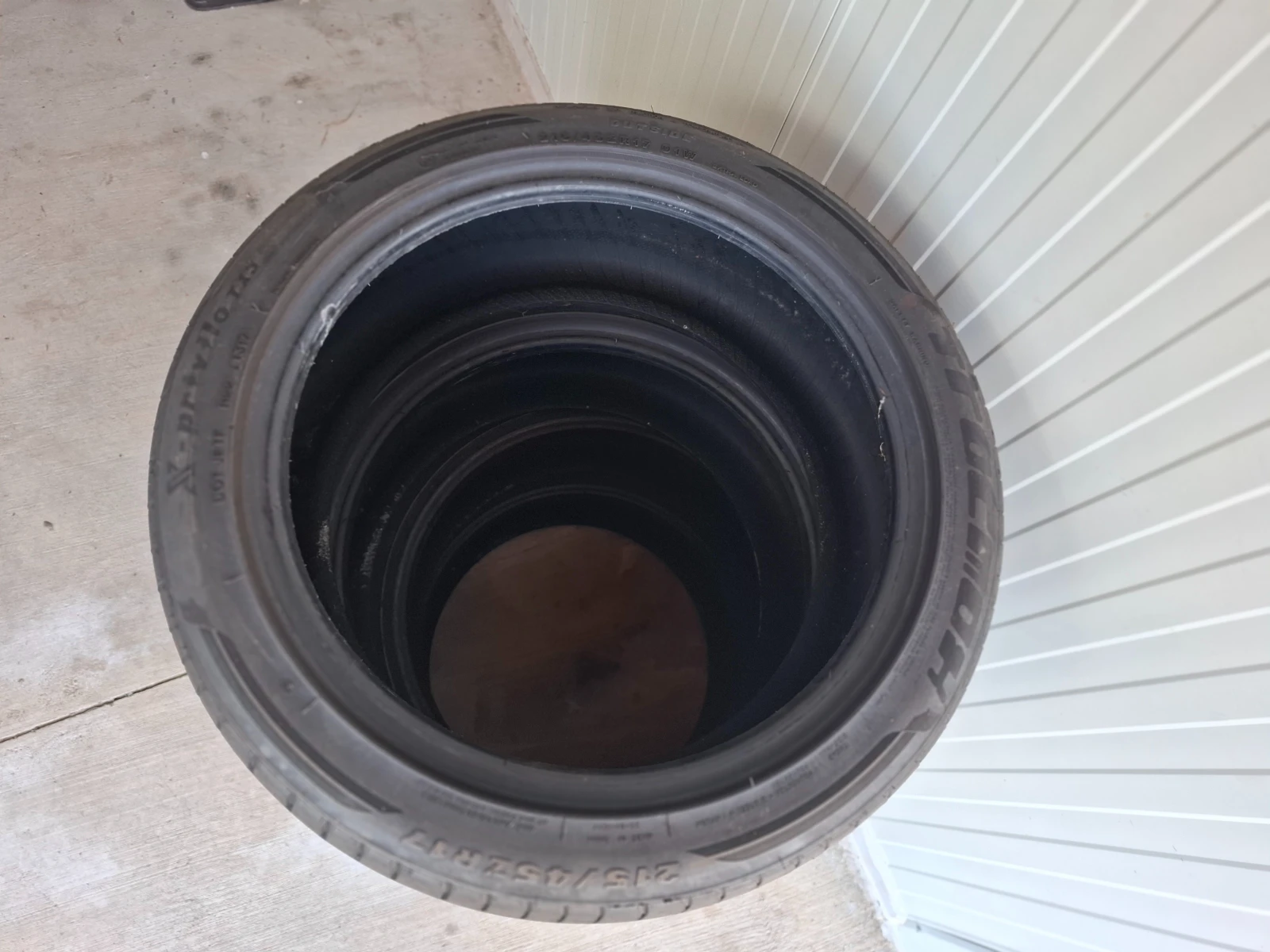 Гуми Летни 215/45R17, снимка 3 - Гуми и джанти - 54224749