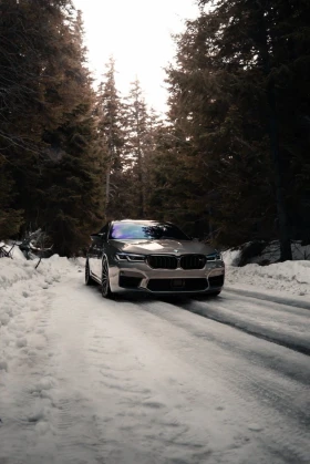 BMW M5 Competion AKRAPOVIC ГОТОВ ЛИЗИНГ, снимка 1