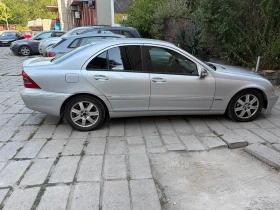 Mercedes-Benz C 180 2.0, снимка 13