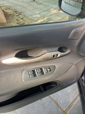 Toyota Auris | Mobile.bg    4
