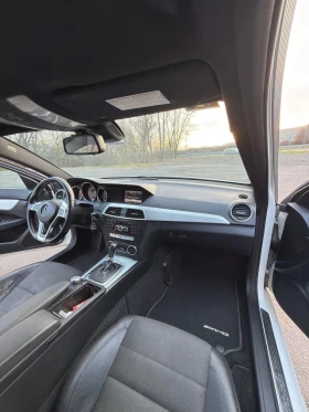 Mercedes-Benz C 220 7G+ AMG, снимка 12