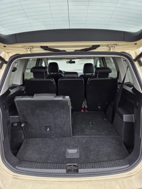 VW Touran 2.0 Действащ TUV, снимка 15 - Автомобили и джипове - 53327747