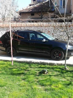 VW Golf Комби - 3500 € / 6845.40 лв. - 41861841 4