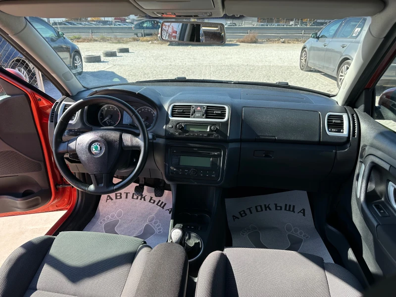 Skoda Fabia 1.4 БЕНЗИН#ПЕРФЕКТНА, снимка 12 - Автомобили и джипове - 47811823