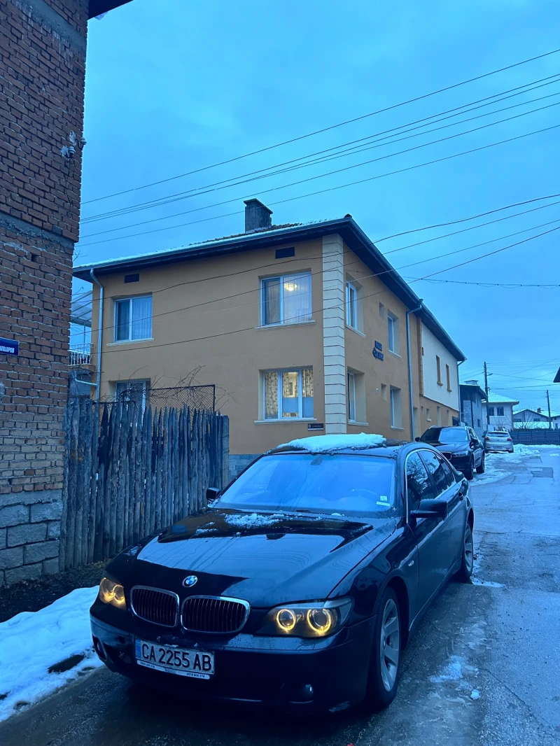 BMW 730, снимка 1 - Автомобили и джипове - 48465176