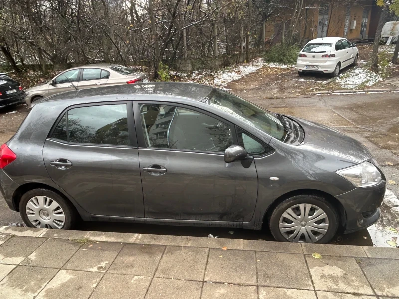 Toyota Auris, снимка 4 - Автомобили и джипове - 48707490