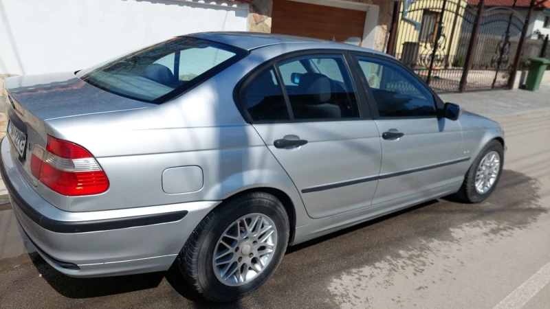 BMW 318, снимка 3 - Автомобили и джипове - 49599526