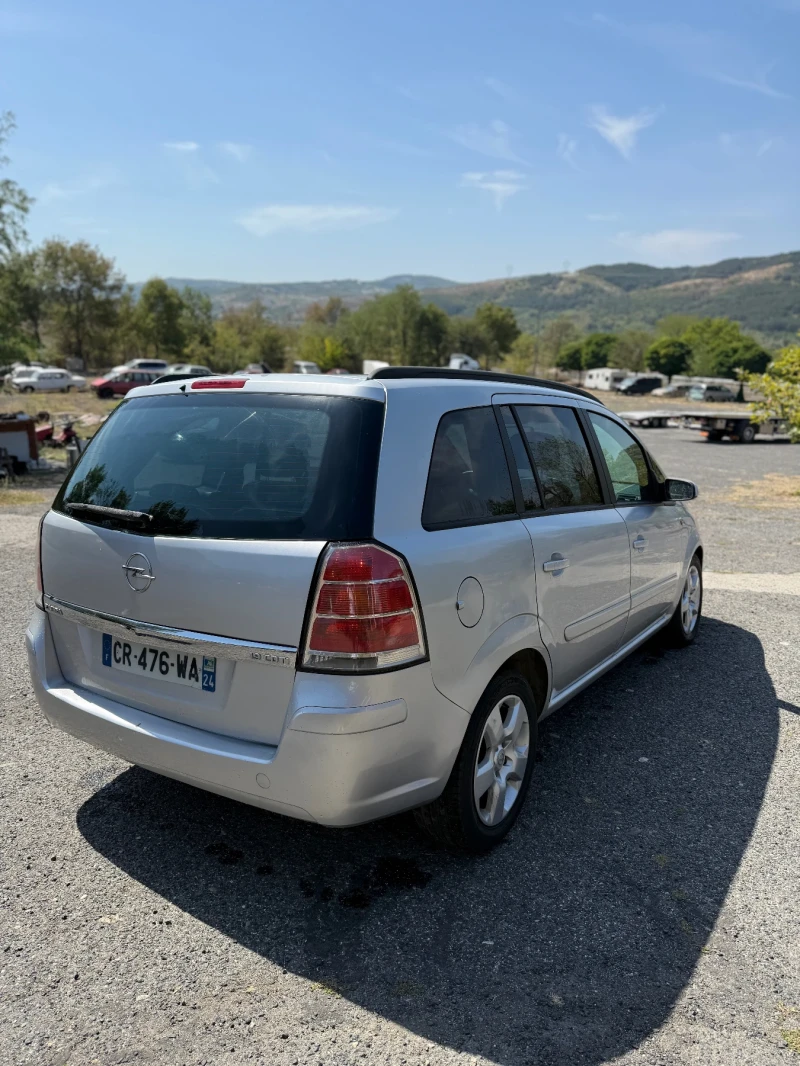 Opel Zafira 1.9  7места, снимка 2 - Автомобили и джипове - 51671318
